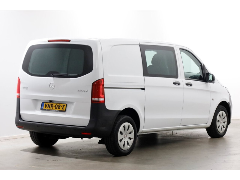 50257929-mercedes-benz-vito-2