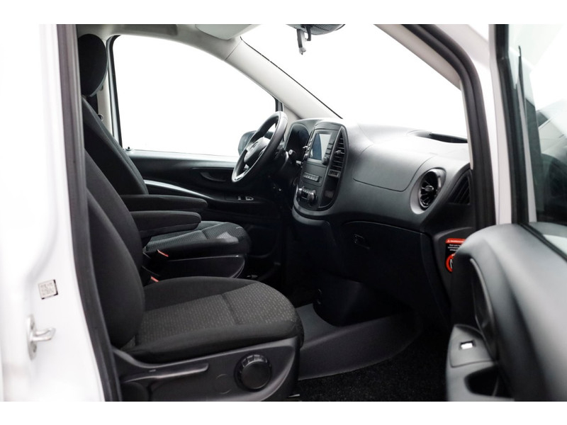 50257929-mercedes-benz-vito-3