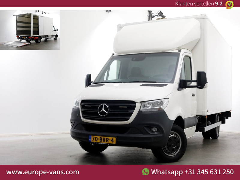 50295452-mercedes-benz--1