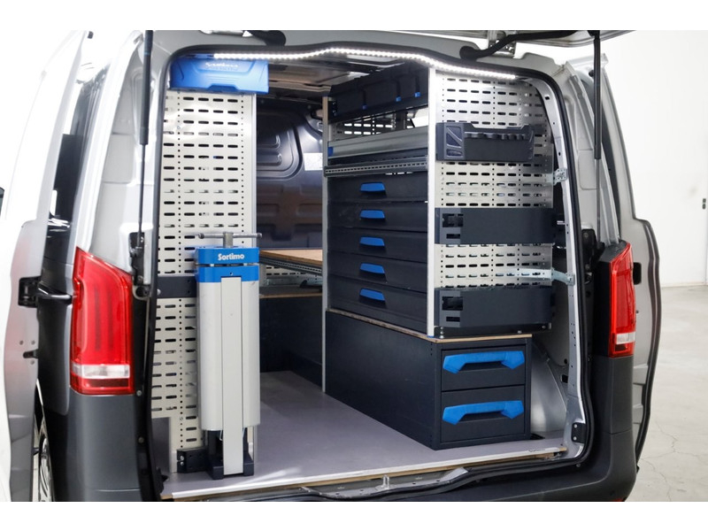 50316372-mercedes-benz-vito-15