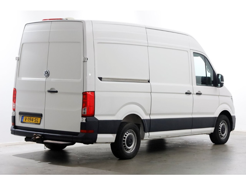 50317482-volkswagen-crafter-2