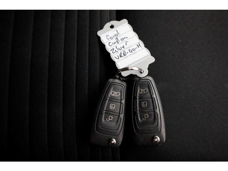 50327273-ford-transit-custom-8