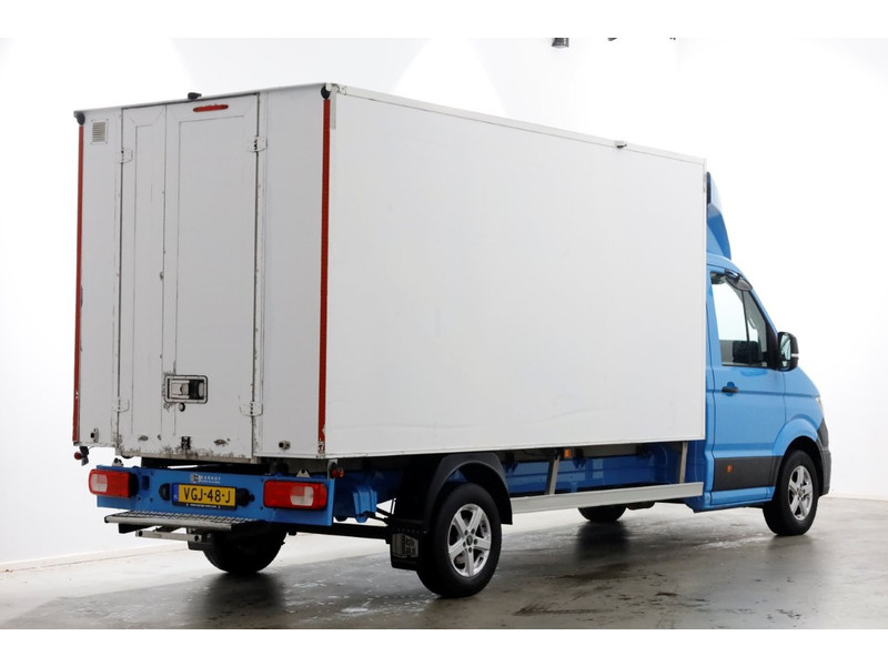 50343251-volkswagen-crafter-2