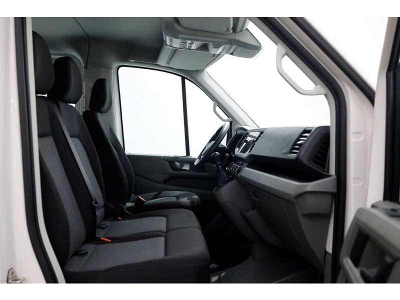 50420904-volkswagen-crafter-5