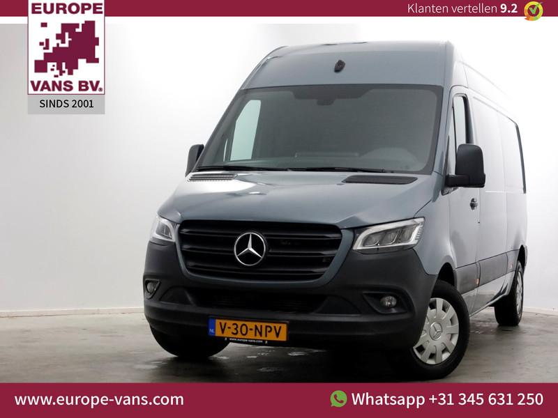 50549363-mercedes-benz-sprinter-1