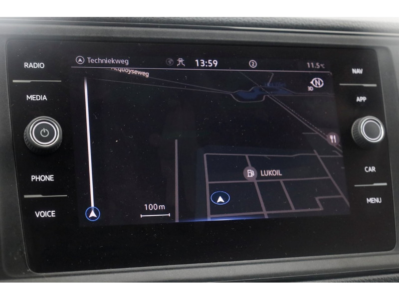 50610730-volkswagen-crafter-14