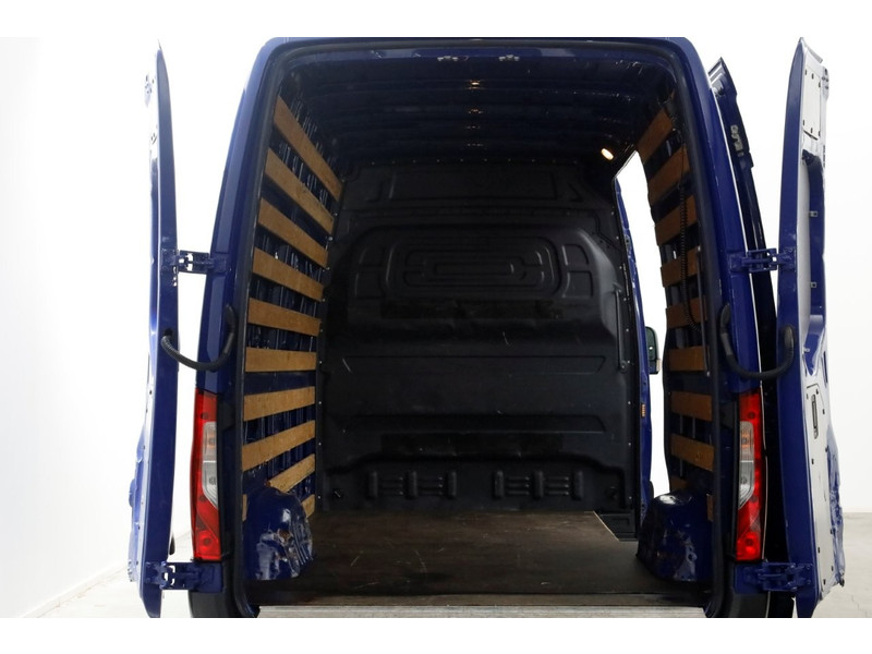 50638292-mercedes-benz-sprinter-6