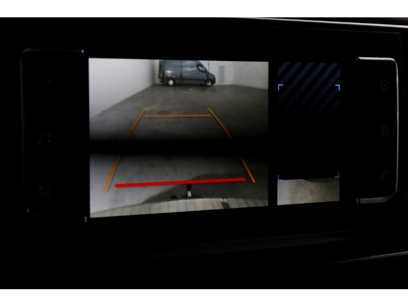 50638709-opel-vivaro-18