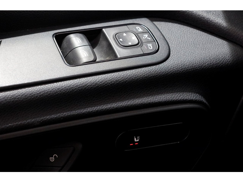 50639037-mercedes-benz-sprinter-22