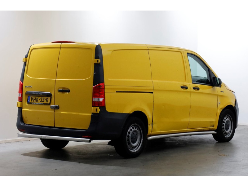 50742652-mercedes-benz-evito-2