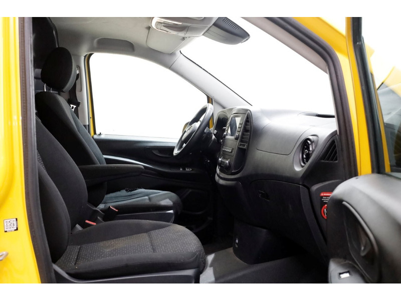 50742652-mercedes-benz-evito-3