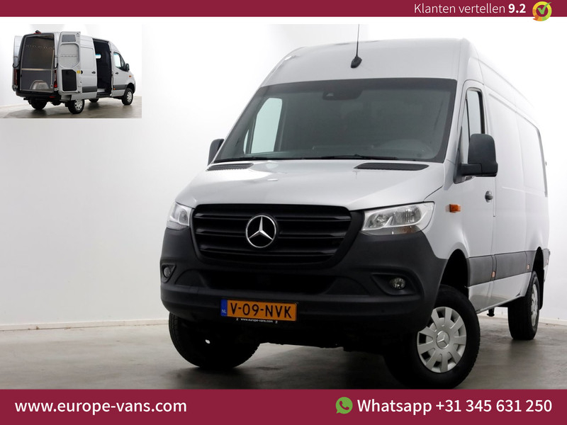 50742929-mercedes-benz-sprinter-1