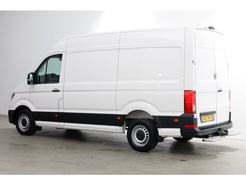 50750956-volkswagen-crafter-11