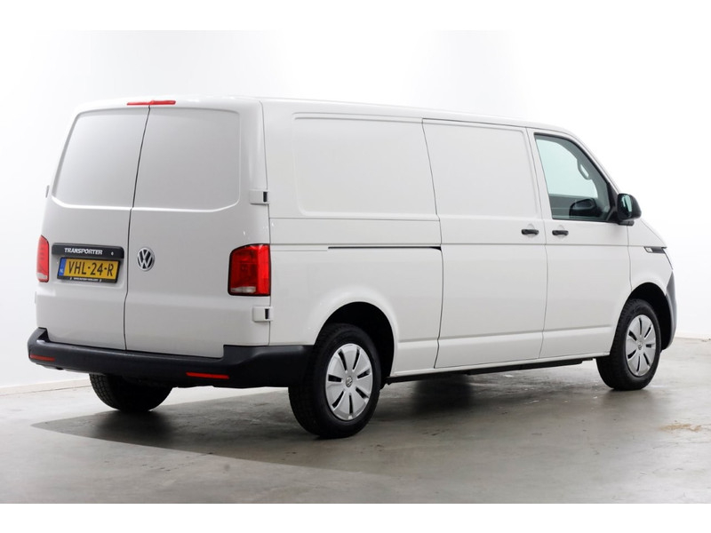 50757084-volkswagen-transporter-2