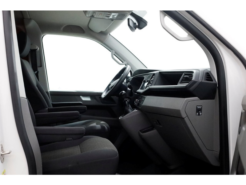 50757084-volkswagen-transporter-3