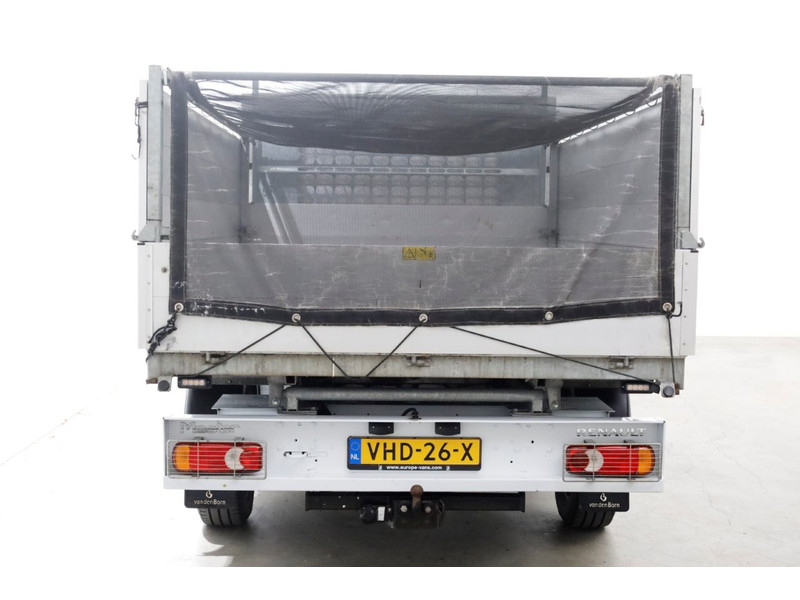 50764177-renault-master-16