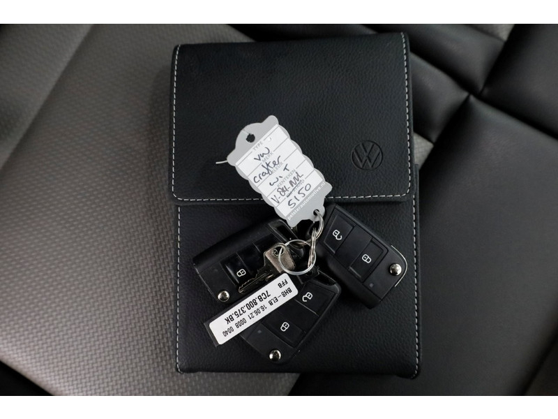 50845582-volkswagen-crafter-7