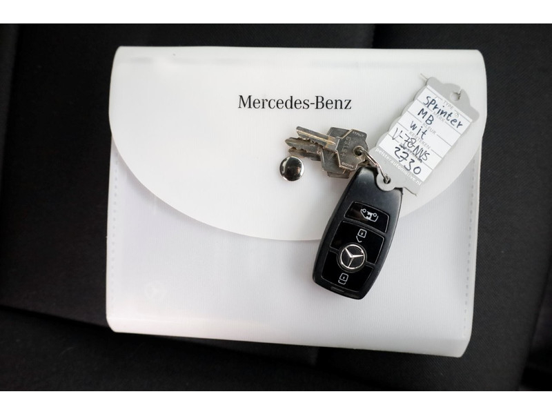 50871108-mercedes-benz-sprinter-6