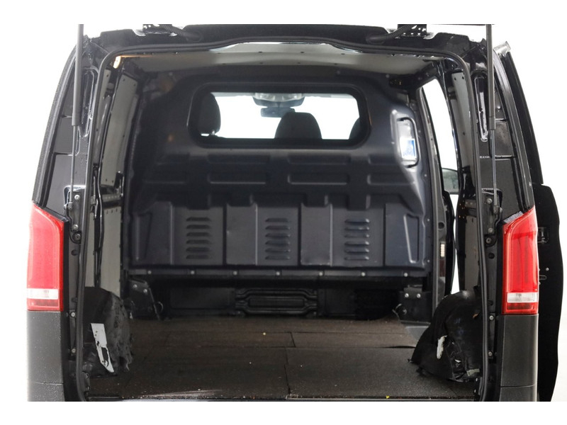 50871606-mercedes-benz-vito-5