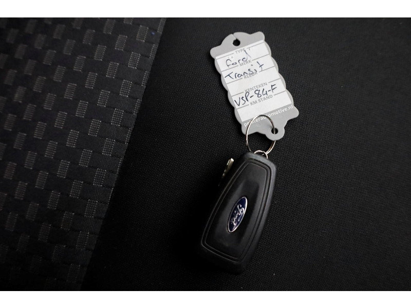 50902583-ford-transit-8