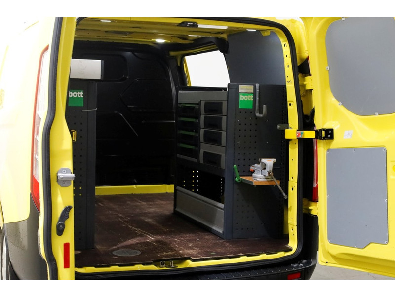 50953788-ford-transit-custom-11