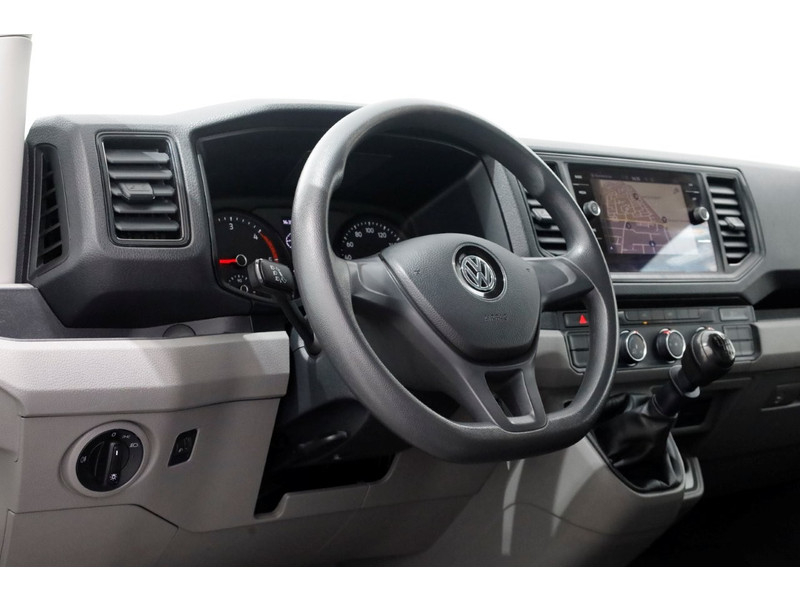 50966397-volkswagen-crafter-13