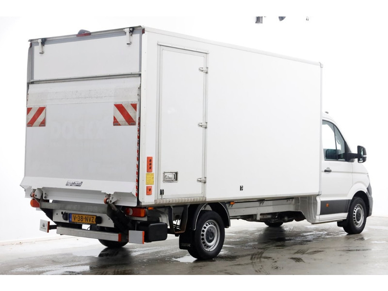 50992312-volkswagen-crafter-2