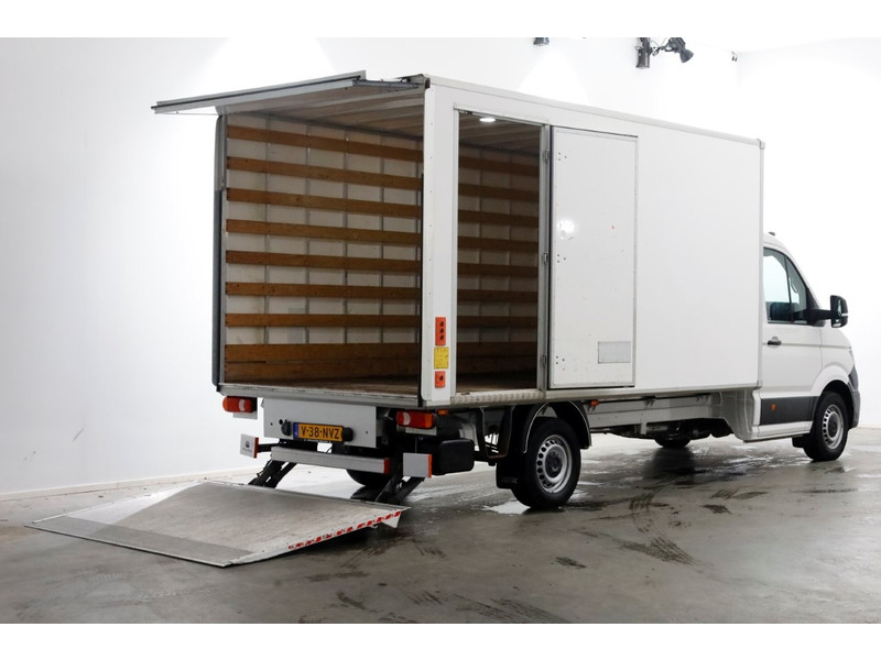 50992312-volkswagen-crafter-3