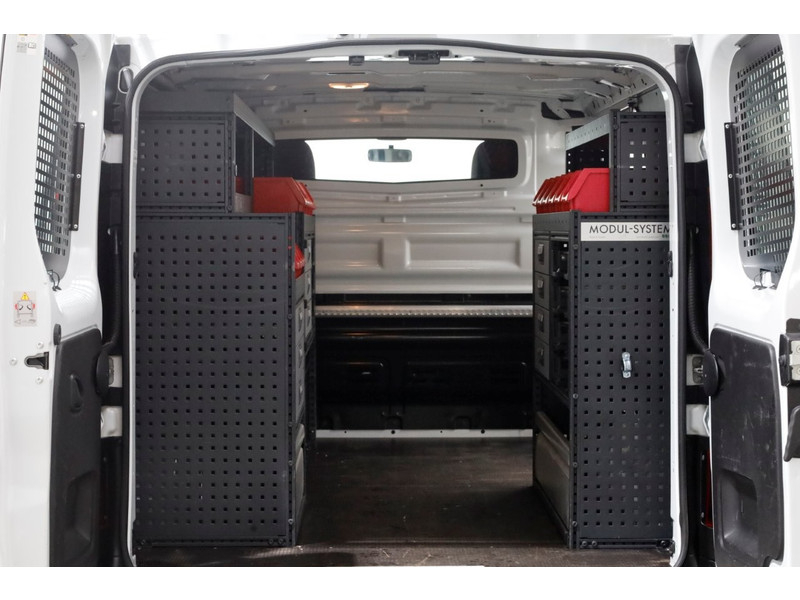 51002201-renault-trafic-5