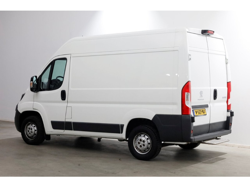 51145762-peugeot-boxer-10