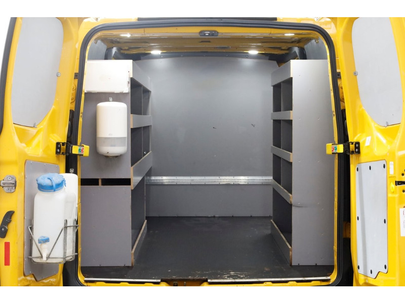 51179442-ford-transit-custom-5