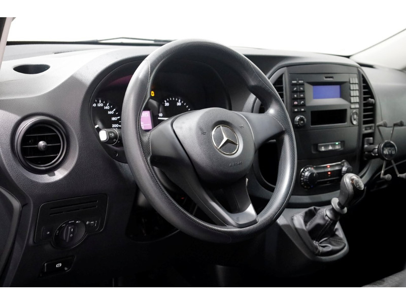 51179773-mercedes-benz-vito-12