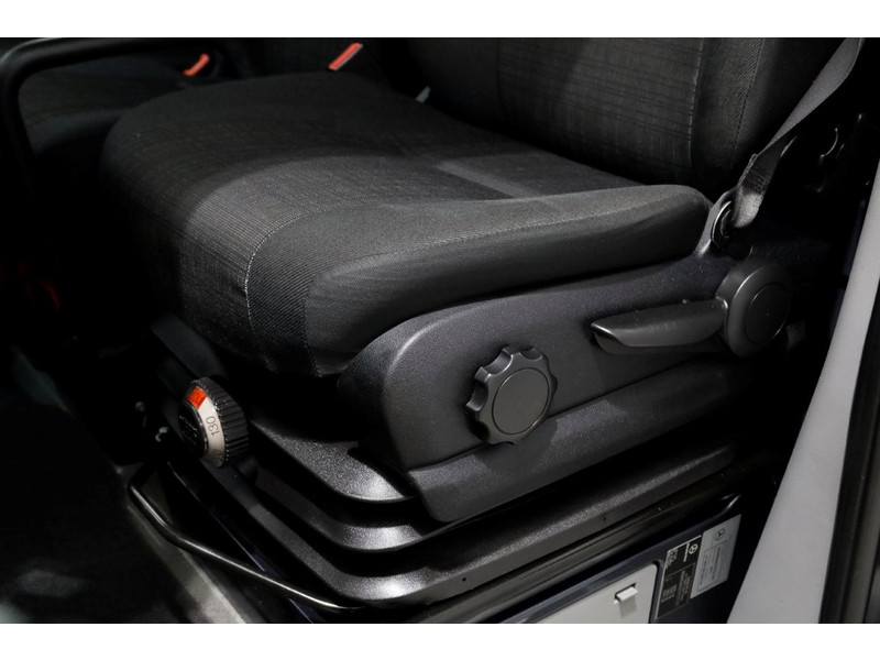 51180041-mercedes-benz-sprinter-19