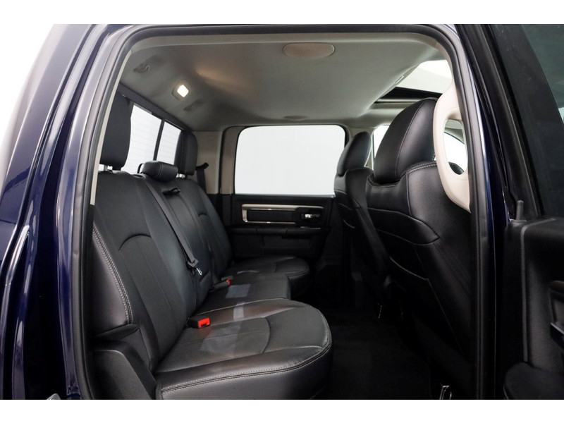 51225499-dodge-ram-4