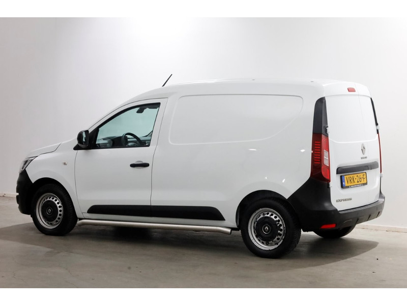 51246724-renault-express-9