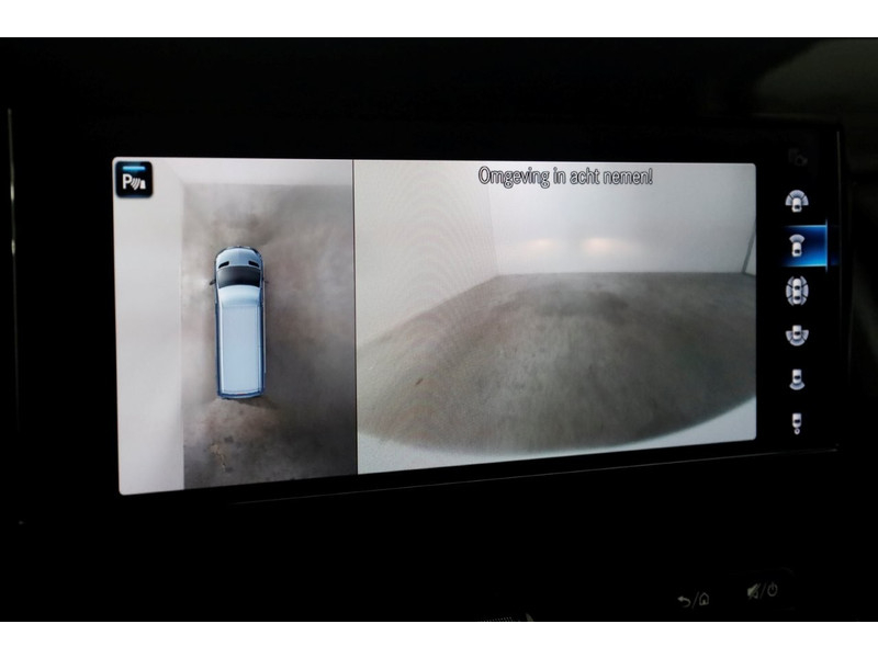 51247049-mercedes-benz-sprinter-15