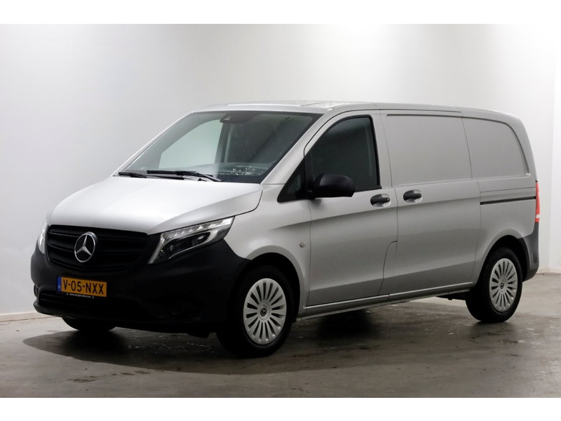 51311463-mercedes-benz-vito-11