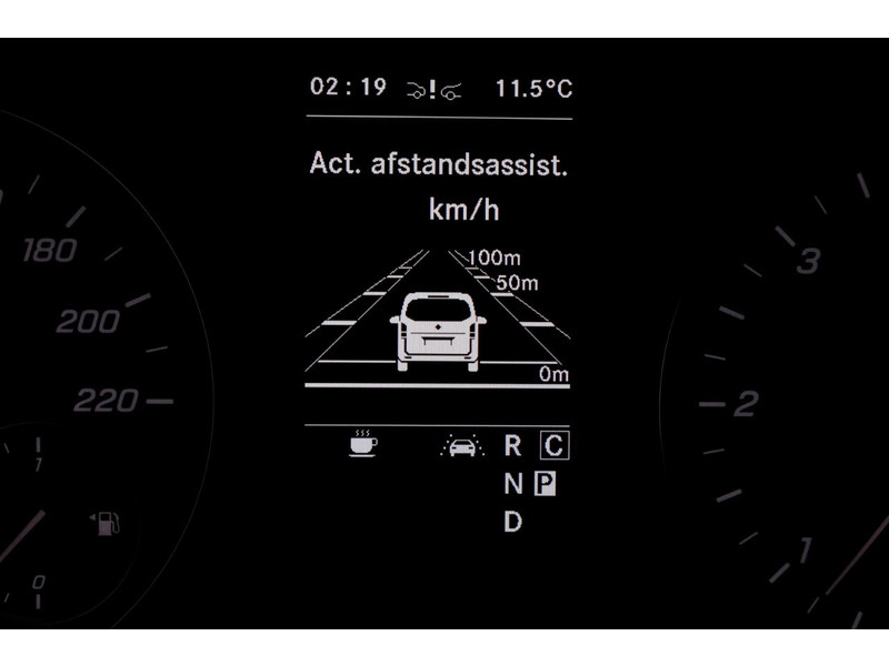 51311741-mercedes-benz-vito-19