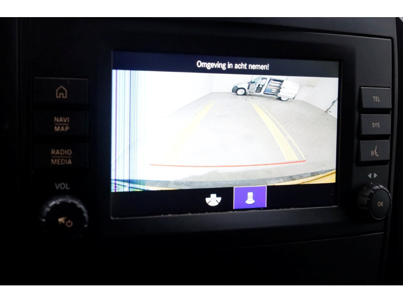 51389375-mercedes-benz-evito-15