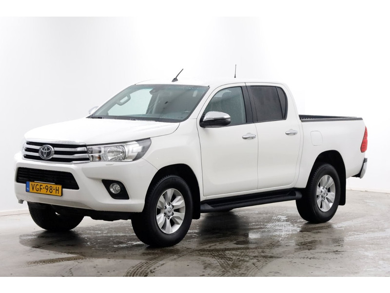 51406173-toyota-hilux-9
