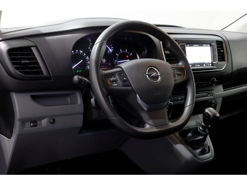 51440429-opel-vivaro-13