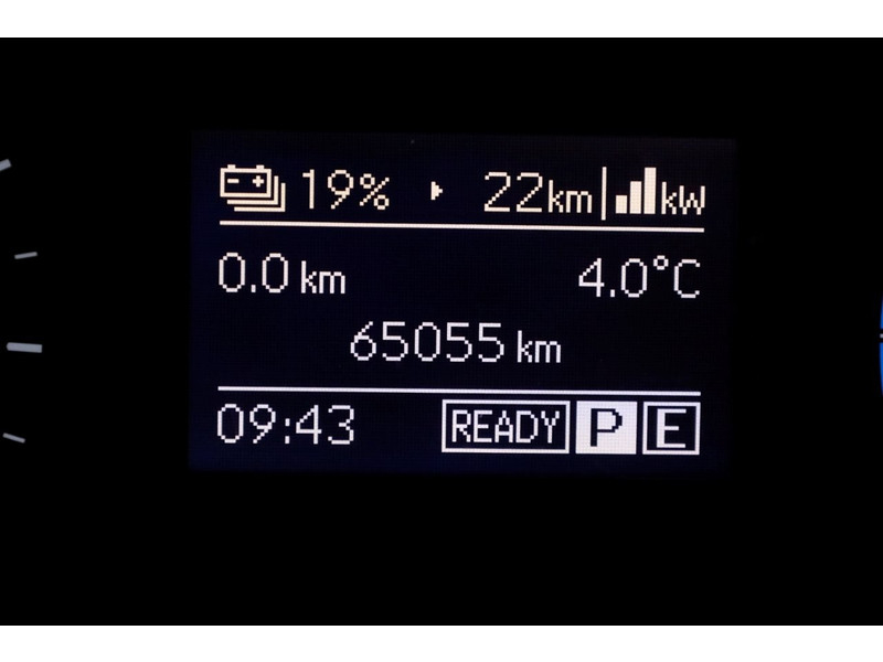 51440591-mercedes-benz-evito-16