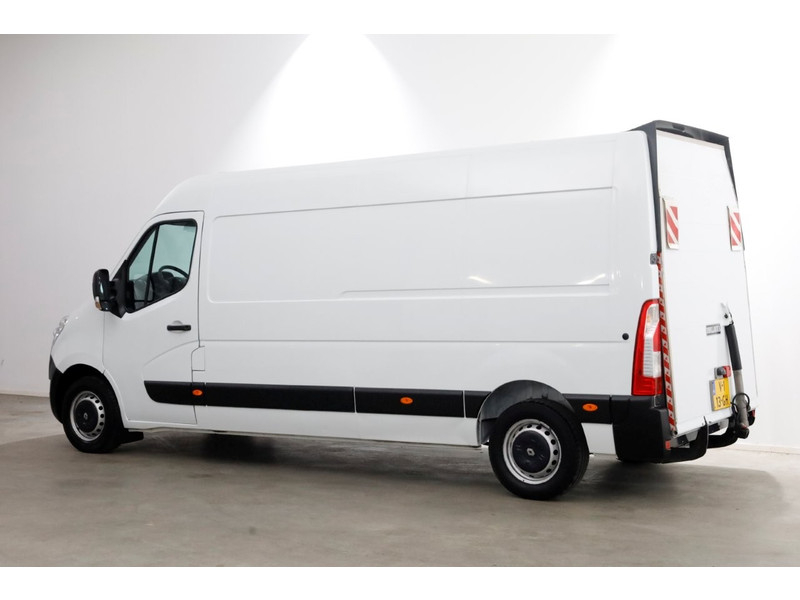 51472297-renault-master-10