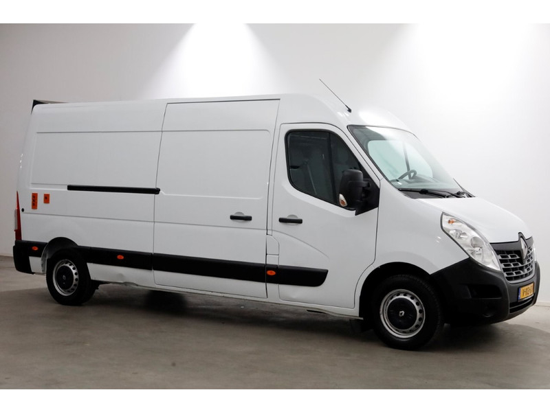 51472297-renault-master-11
