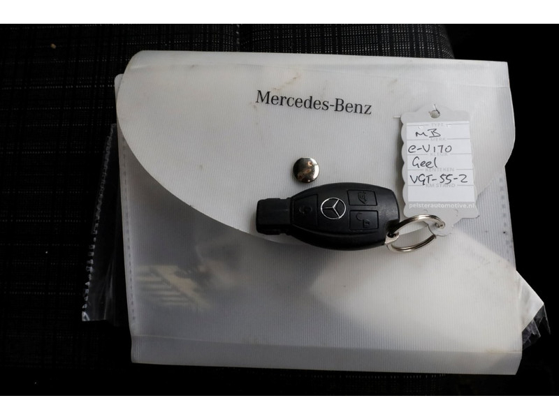 51507834-mercedes-benz-evito-8