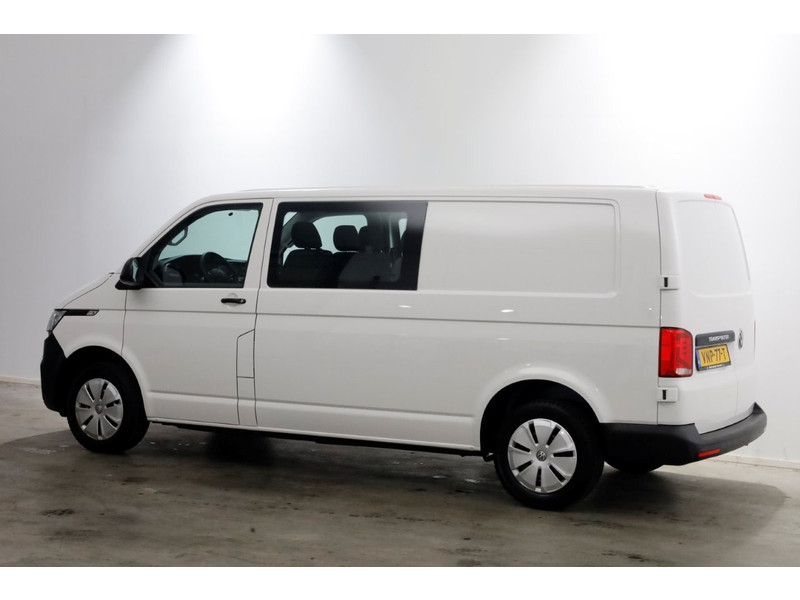 51593763-volkswagen-transporter-11