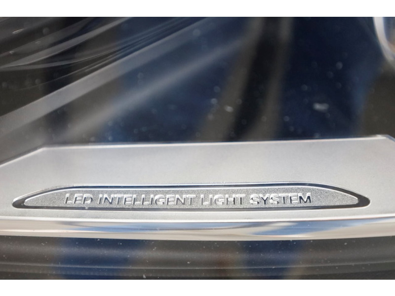 51646519-mercedes-benz-vito-18