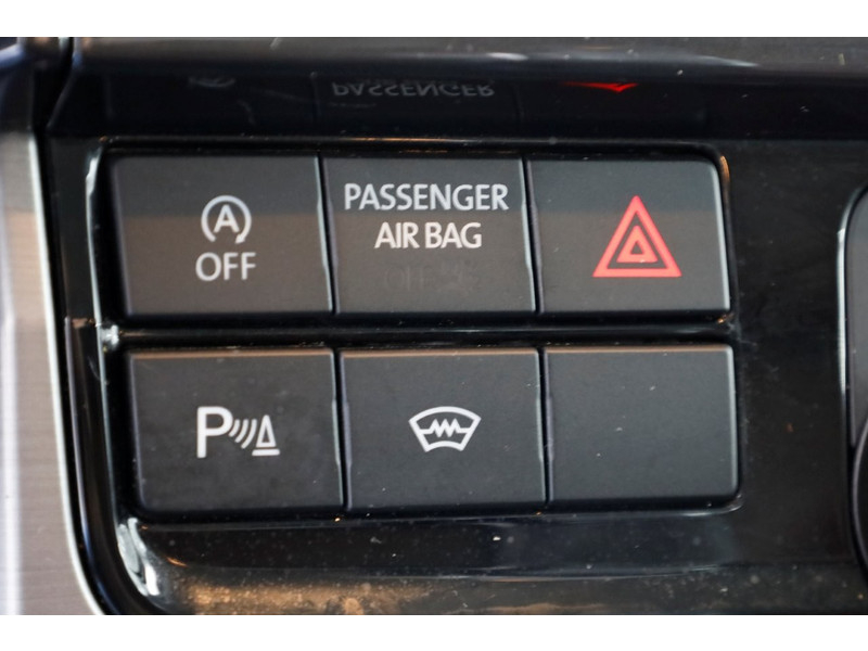 51647809-volkswagen-transporter-28