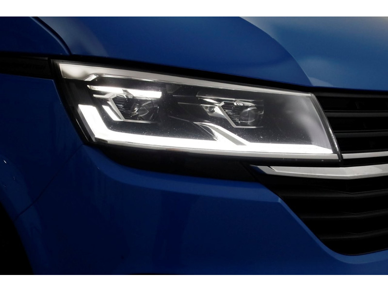 51648350-volkswagen-transporter-13