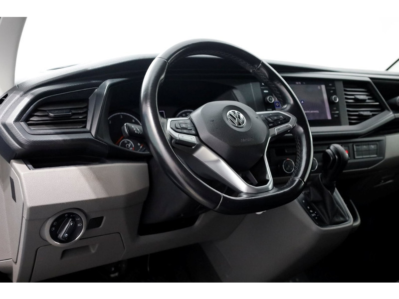 51648350-volkswagen-transporter-16